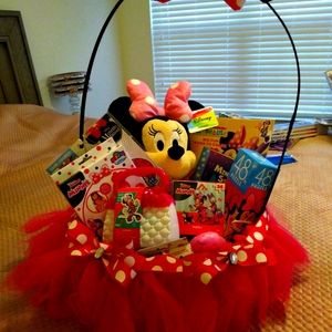 Minnie Mouse themed Easter Basket